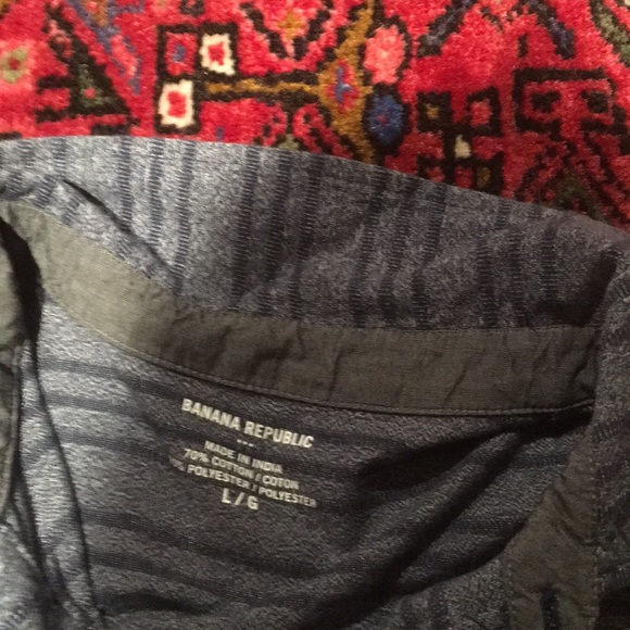 Banana republic collard shirt. - Picture 2 of 3